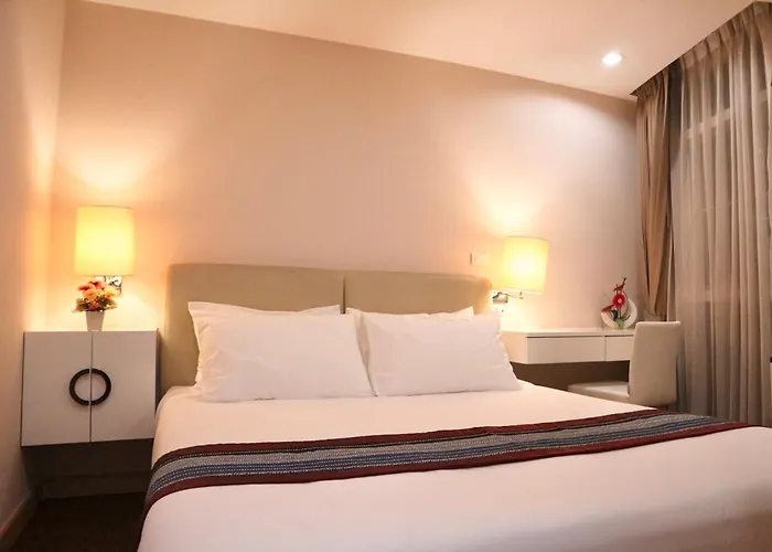 Icon Narindra Sukhumvit Thailand 50sqm To 90sqm & Free Minibar Hotel