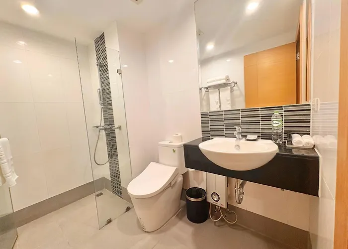 Hotel Icon Narindra Sukhumvit Thailand 50sqm To 90sqm & Free Minibar